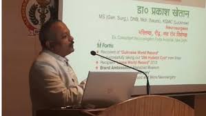 Dr. Prakash Khetan presenting his work